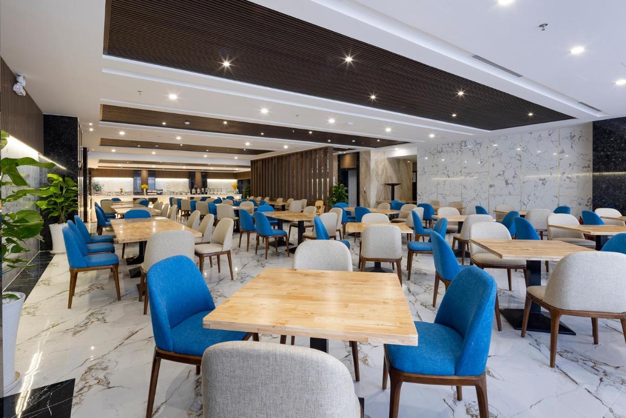 Miracle Luxury Nha Trang Hotel Екстериор снимка