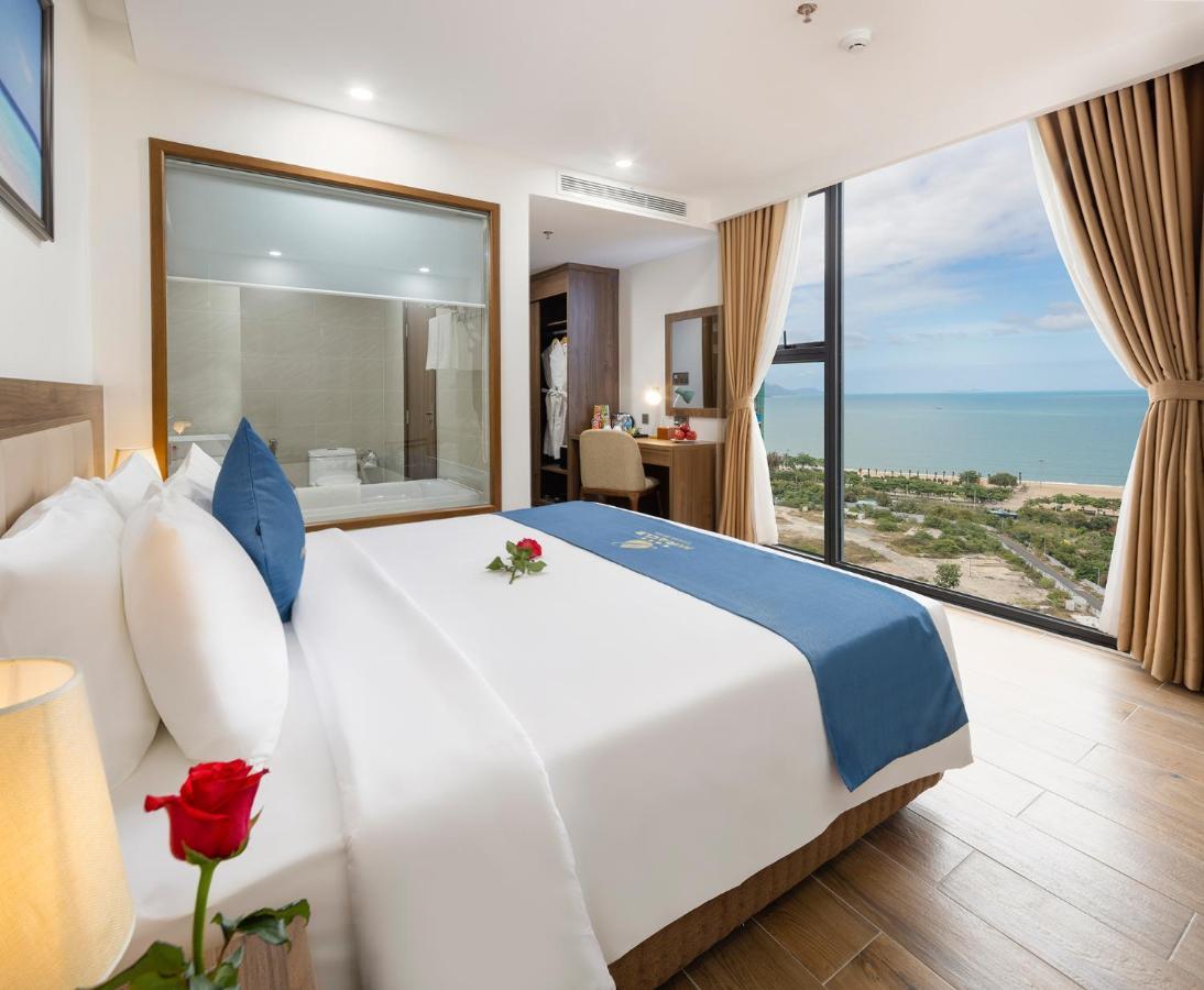 Miracle Luxury Nha Trang Hotel Екстериор снимка