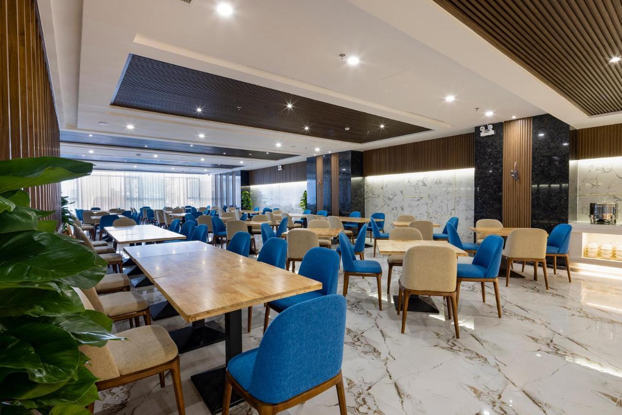 Miracle Luxury Nha Trang Hotel Екстериор снимка