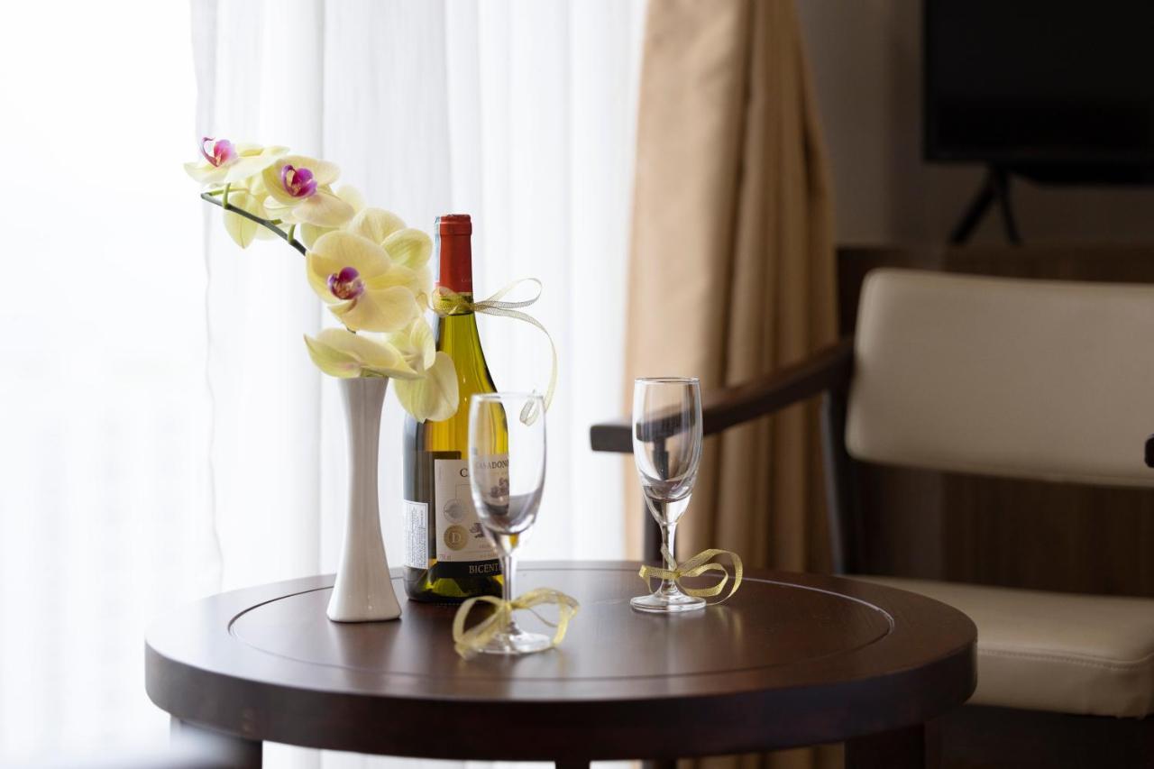 Miracle Luxury Nha Trang Hotel Екстериор снимка