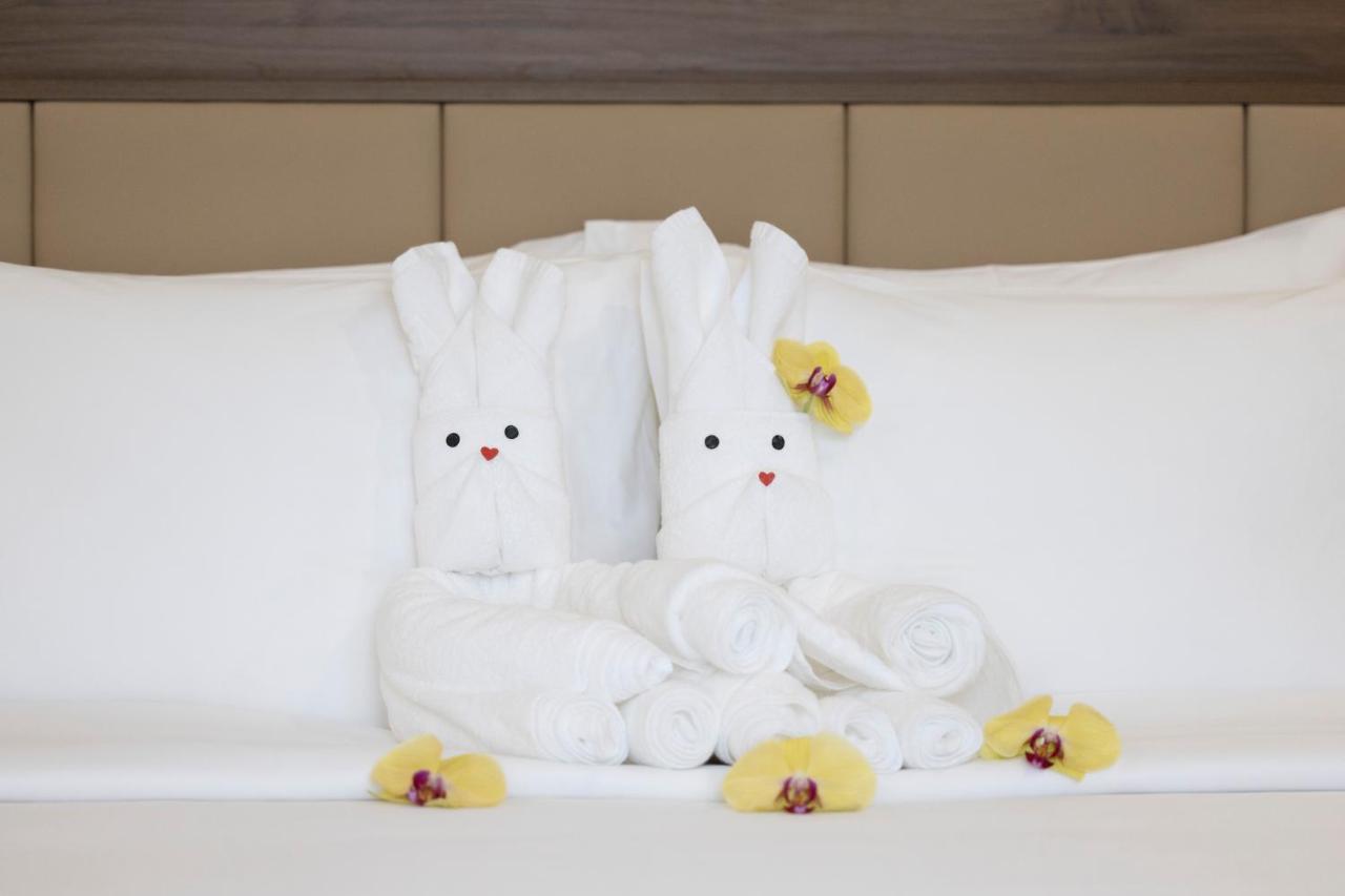 Miracle Luxury Nha Trang Hotel Екстериор снимка