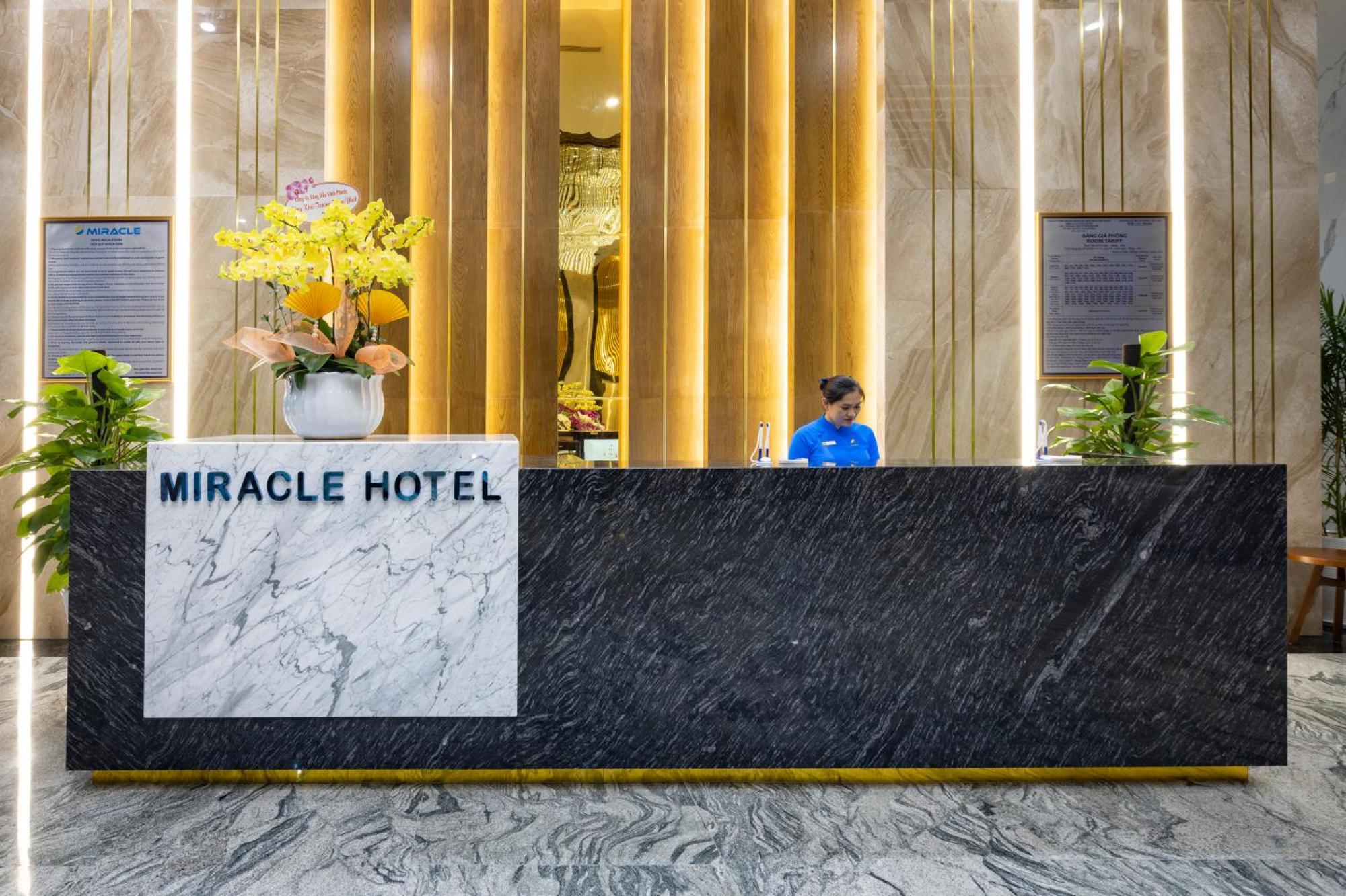 Miracle Luxury Nha Trang Hotel Екстериор снимка